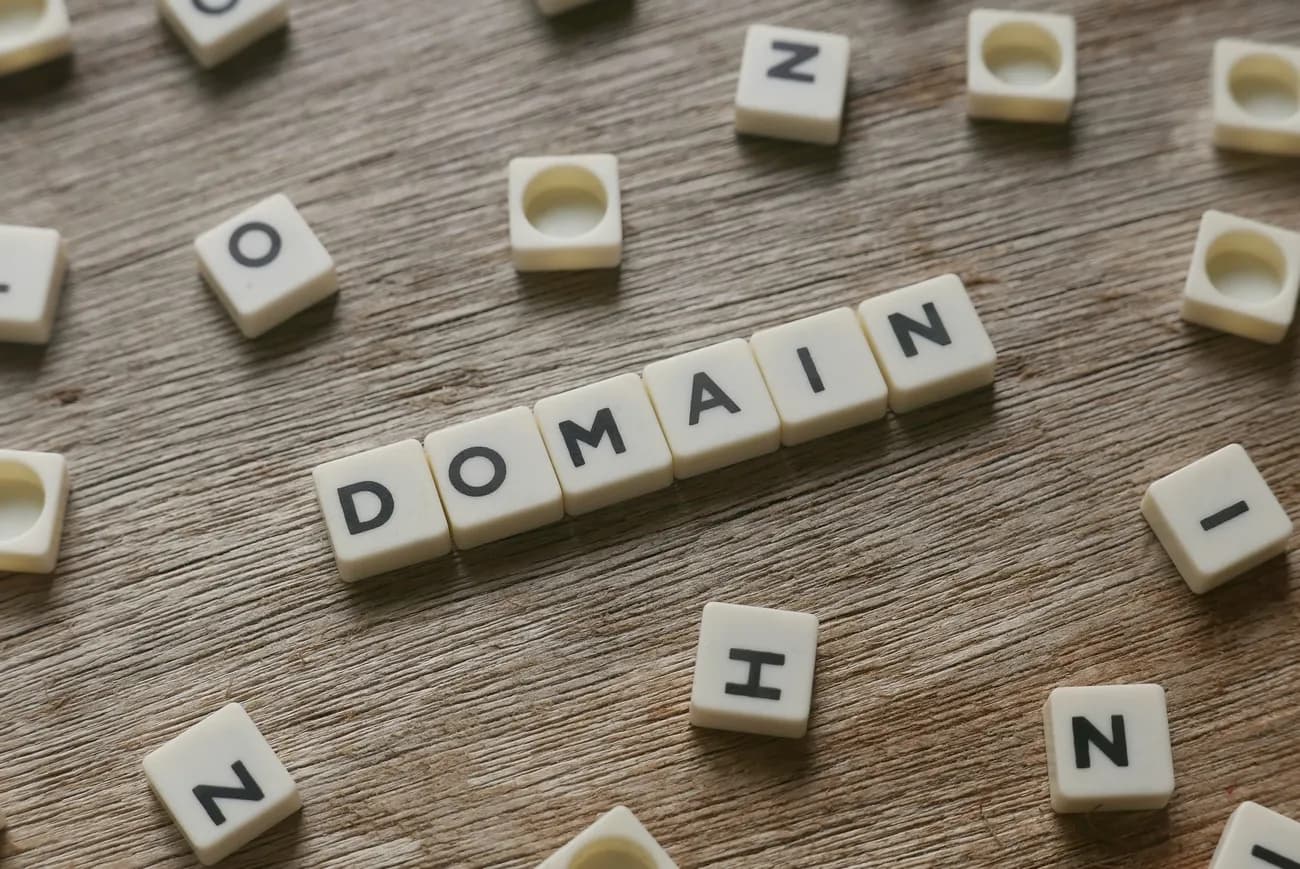 Free Website Builder with Custom Domain: What to Actually Look For